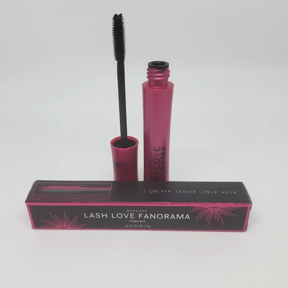 Lash Love Fanorama™ Mascara - Black